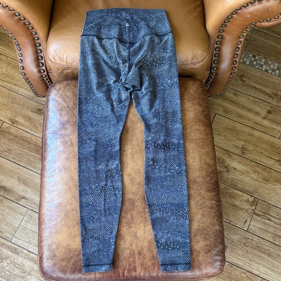 Lululemon Align Pant Full Length 28” Sz 4 Meisai Ice Grey Black Nulu Tight - Picture 3 of 7